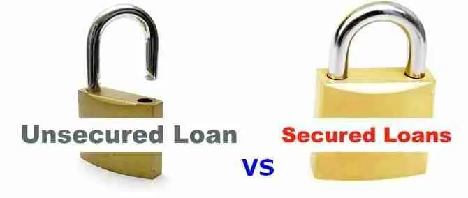 Comparing the difference between secured and unsecured loans: a visual metaphor with padlocks.